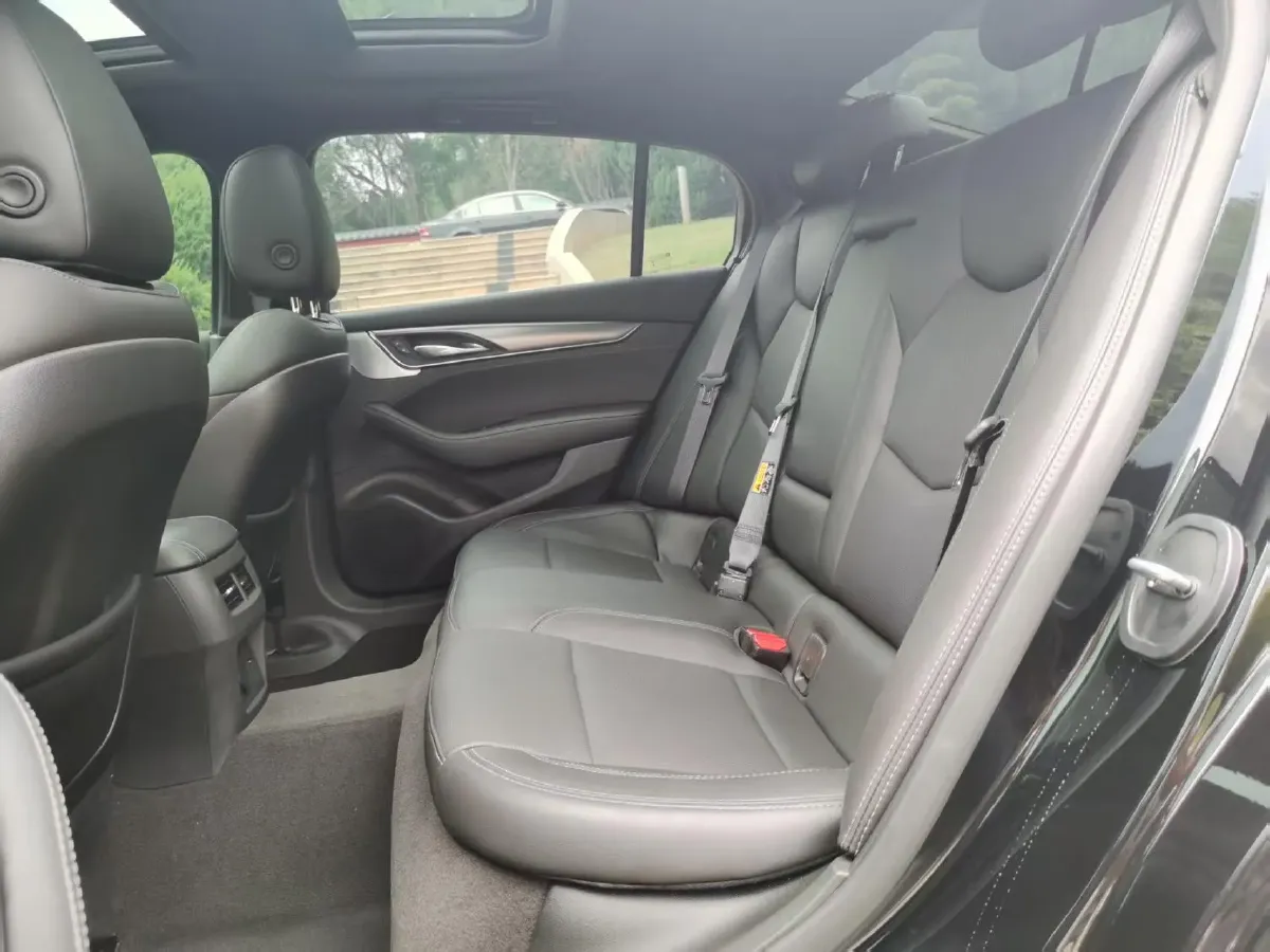 2022 Cadillac CT5 2.0T 237HP L4 10AT,autocango,china used car exporter,china ev exporter,chinese used car exporter,chinese used ev exporter