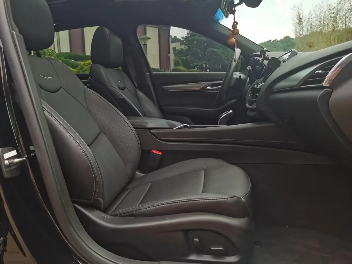 2022 Cadillac CT5 2.0T 237HP L4 10AT,autocango,china used car exporter,china ev exporter,chinese used car exporter,chinese used ev exporter