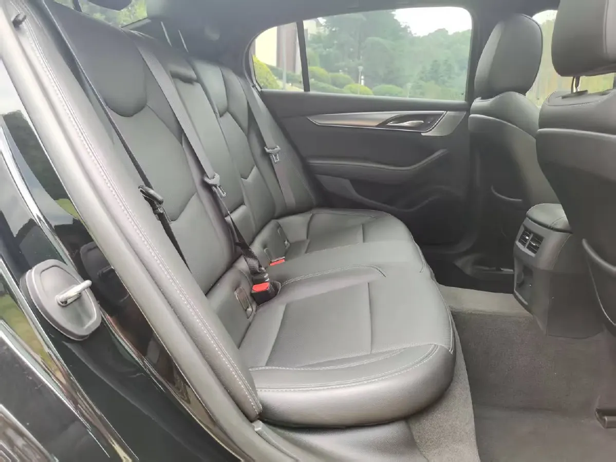 2022 Cadillac CT5 2.0T 237HP L4 10AT,autocango,china used car exporter,china ev exporter,chinese used car exporter,chinese used ev exporter