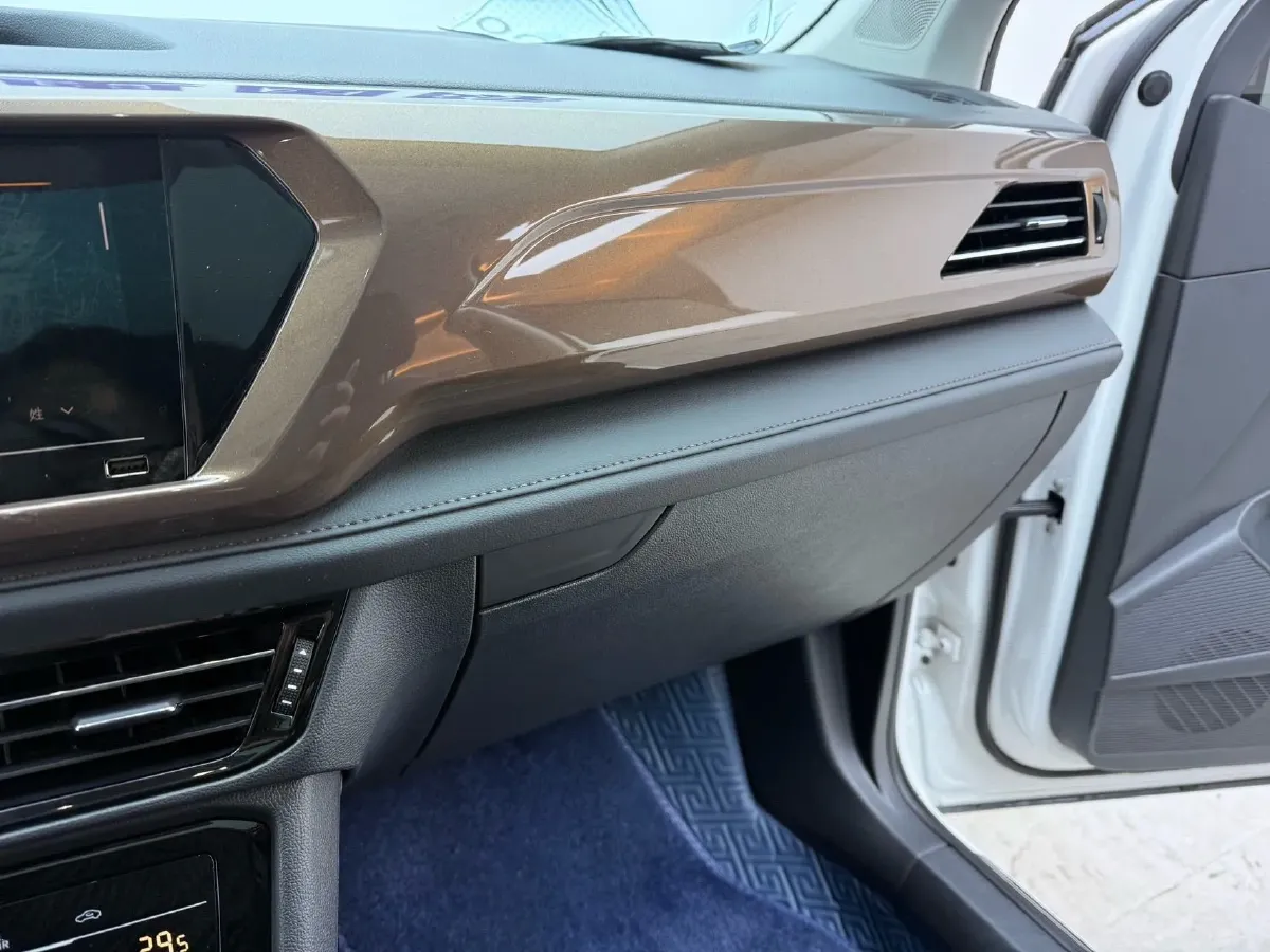 2021 Volkswagen Tharu 1.4T 150HP L4 7DCT,autocango,china used car exporter,china ev exporter,chinese used car exporter,chinese used ev exporter
