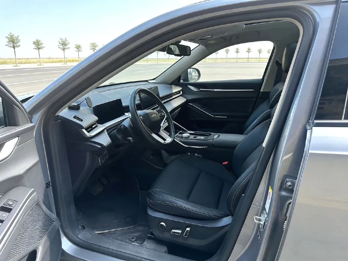 2021 Haval H6 2.0T 211HP L4 7DCT,autocango,china used car exporter,china ev exporter,chinese used car exporter,chinese used ev exporter