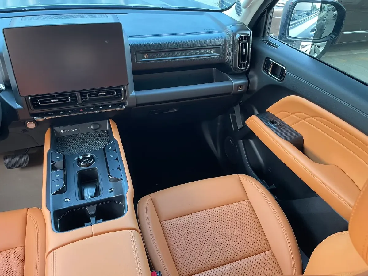 2025 Haval Raptor 2.0T 238HP L4 9DCT,autocango,china used car exporter,china ev exporter,chinese used car exporter,chinese used ev exporter