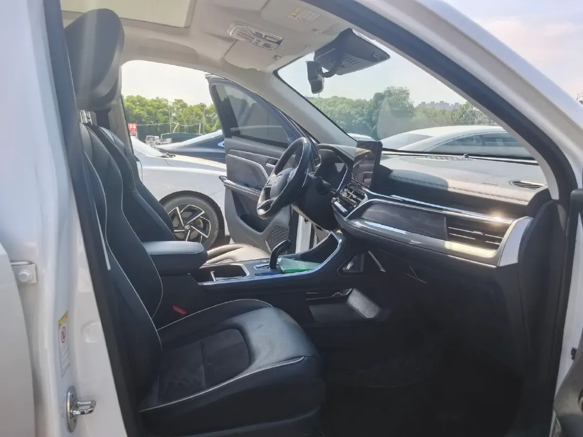 2021 Haval H6 2.0T 224HP L4 7DCT,autocango,china used car exporter,china ev exporter,chinese used car exporter,chinese used ev exporter