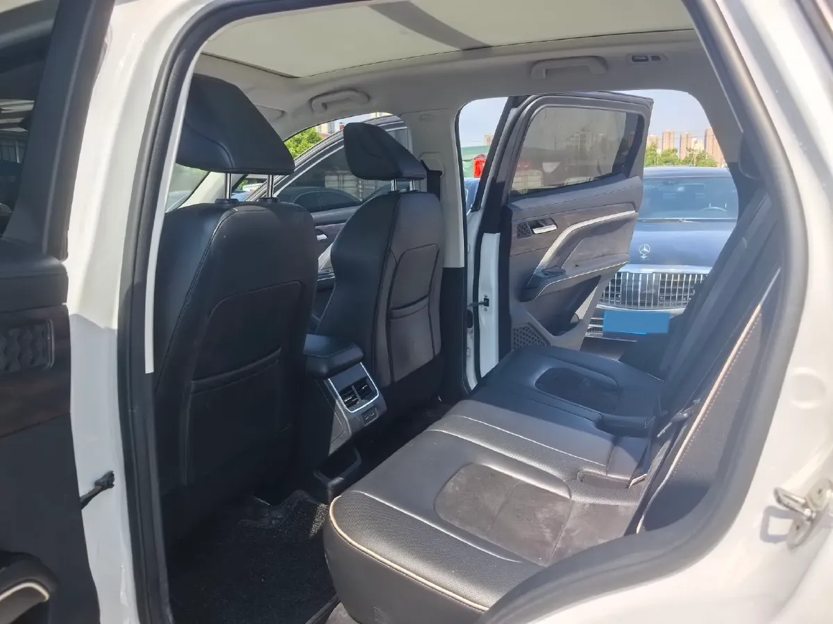 2021 Haval H6 2.0T 224HP L4 7DCT,autocango,china used car exporter,china ev exporter,chinese used car exporter,chinese used ev exporter