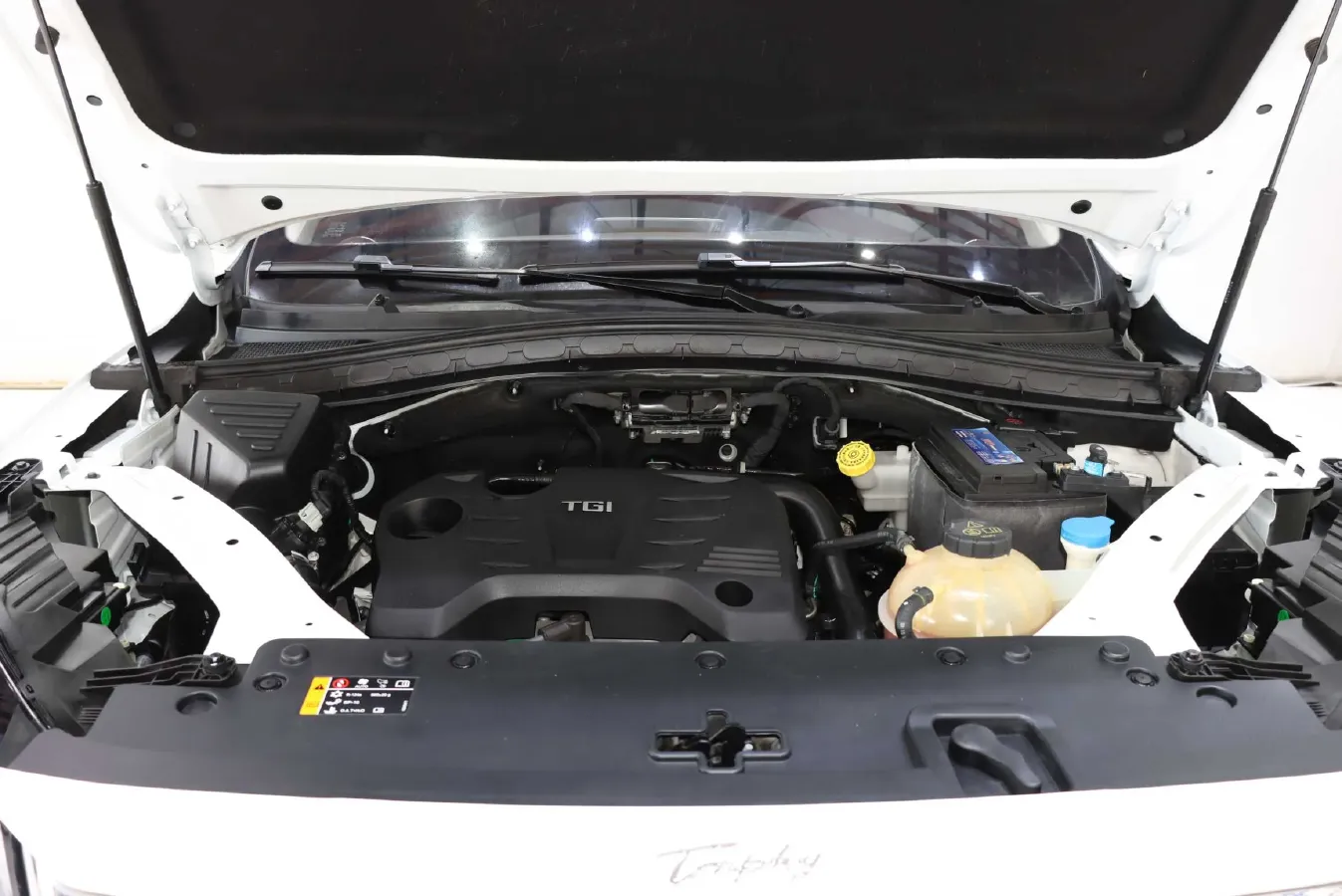 2019 MG HS 1.5T 169HP L4 6MT,autocango,china used car exporter,china ev exporter,chinese used car exporter,chinese used ev exporter