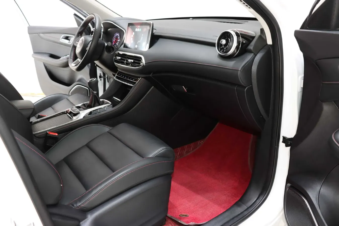 2019 MG HS 1.5T 169HP L4 6MT,autocango,china used car exporter,china ev exporter,chinese used car exporter,chinese used ev exporter