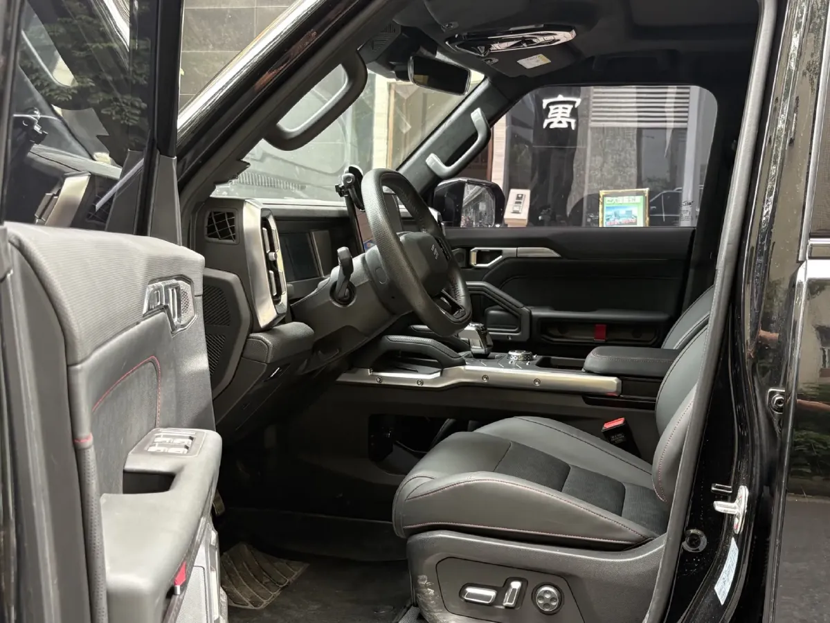 2024 Jetour ShanHai TravellerC-DM 1.5T 156HP L4 3DHT PHEV 43.24KWH,autocango,china used car exporter,china ev exporter,chinese used car exporter,chinese used ev exporter