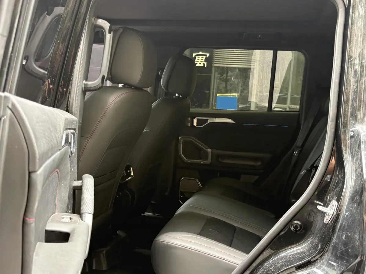 2024 Jetour ShanHai TravellerC-DM 1.5T 156HP L4 3DHT PHEV 43.24KWH,autocango,china used car exporter,china ev exporter,chinese used car exporter,chinese used ev exporter