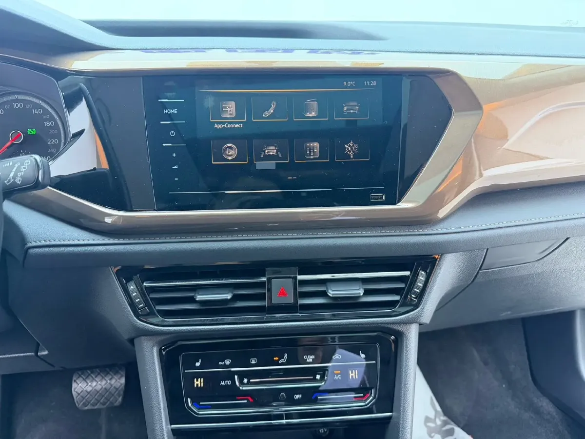 2021 Volkswagen Tharu 1.4T 150HP L4 7DCT,autocango,china used car exporter,china ev exporter,chinese used car exporter,chinese used ev exporter