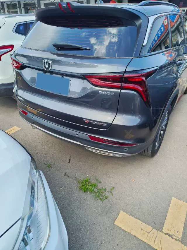 2022 ChangAn CS75 Plus 1.5T 188HP L4 8AT,autocango,china used car exporter,china ev exporter,chinese used car exporter,chinese used ev exporter