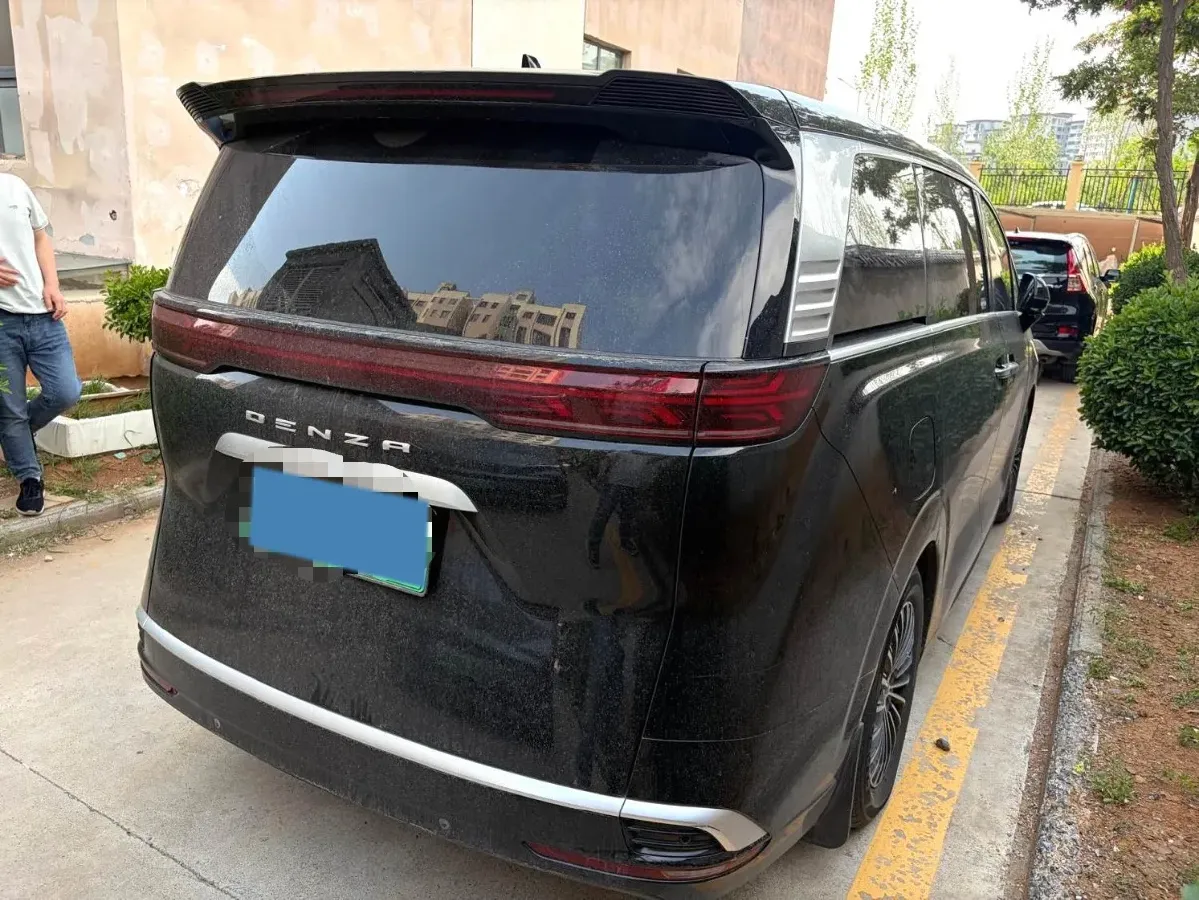 2022 Mercedes-Benz GLC Class 2.0T 197HP L4 9AT,autocango,china used car exporter,china ev exporter,chinese used car exporter,chinese used ev exporter