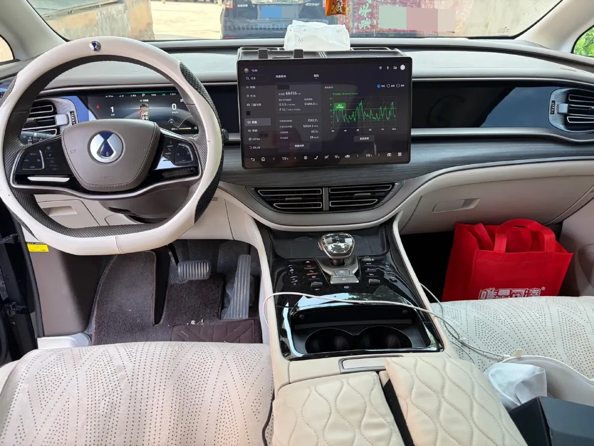 2022 Mercedes-Benz GLC Class 2.0T 197HP L4 9AT,autocango,china used car exporter,china ev exporter,chinese used car exporter,chinese used ev exporter