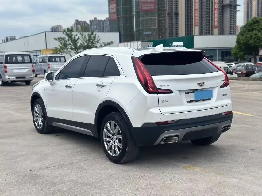2022 Cadillac XT4 2.0T 237HP L4 9AT,autocango,china used car exporter,china ev exporter,chinese used car exporter,chinese used ev exporter
