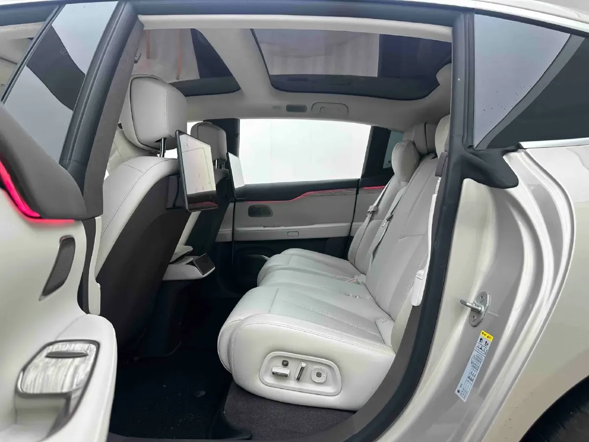 2024 NIO ET7 BEV 75KWH,autocango,china used car exporter,china ev exporter,chinese used car exporter,chinese used ev exporter