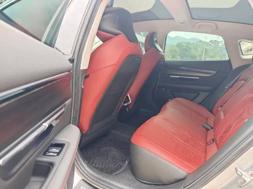 2020 Xpeng P7 BEV 70.8KWH,autocango,china used car exporter,china ev exporter,chinese used car exporter,chinese used ev exporter