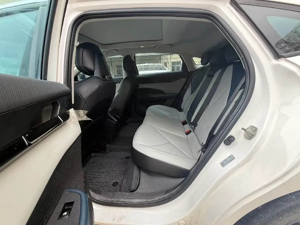 2023 ChangAn UNI-V iDD 1.5T 170HP L4 6TCT PHEV 18.4KWH,autocango,china used car exporter,china ev exporter,chinese used car exporter,chinese used ev exporter