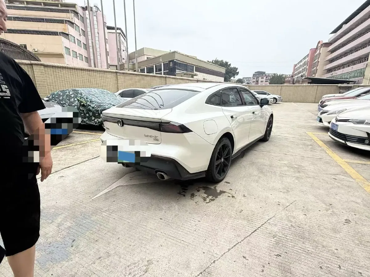 2023 ChangAn UNI-V iDD 1.5T 170HP L4 6TCT PHEV 18.4KWH,autocango,china used car exporter,china ev exporter,chinese used car exporter,chinese used ev exporter
