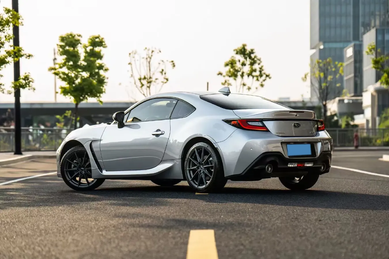 2022 Subaru BRZ 2.4L 234HP H4 6MT,autocango,china used car exporter,china ev exporter,chinese used car exporter,chinese used ev exporter