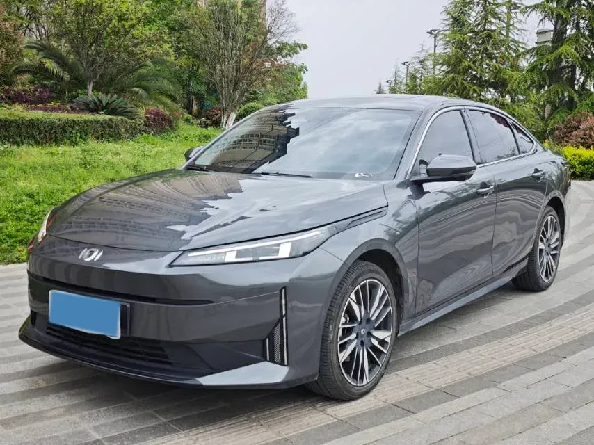 2025 ChangAn QiYuan A05 1.5L 98HP L4 E-CVT PHEV 18.4KWH,autocango,china used car exporter,china ev exporter,chinese used car exporter,chinese used ev exporter