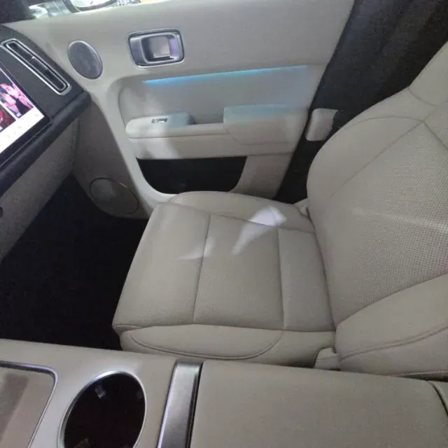 2023 Li L7 Range Extended 154HP REEV 40.9KWH,autocango,china used car exporter,china ev exporter,chinese used car exporter,chinese used ev exporter