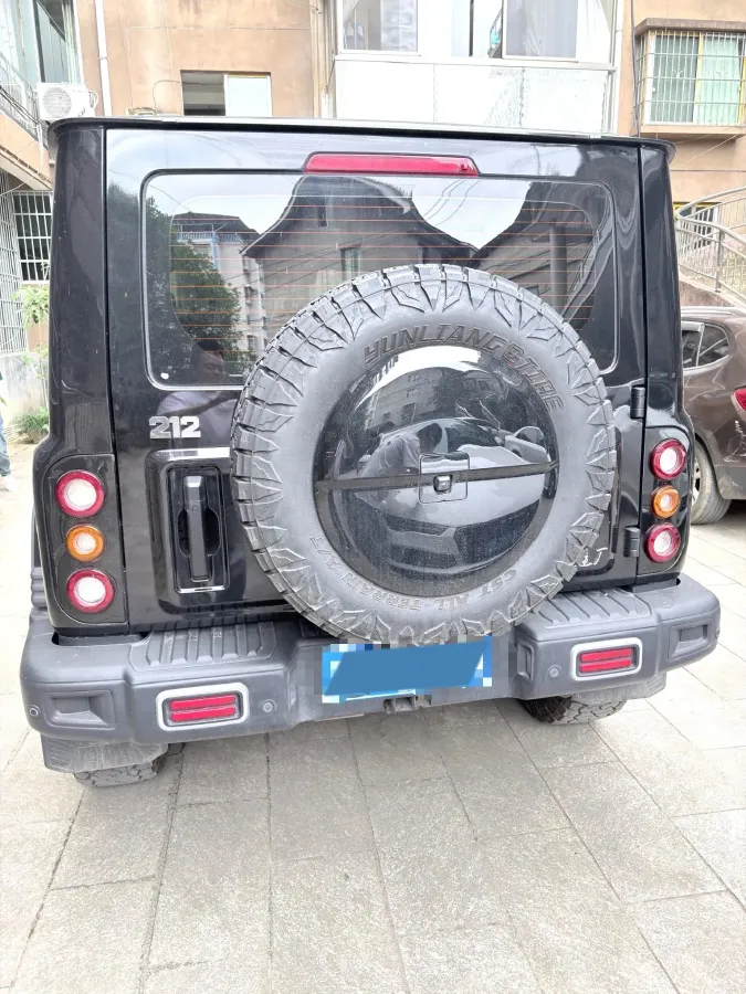 2025 212 212 T01 2.0T 252HP L4 8AT,autocango,china used car exporter,china ev exporter,chinese used car exporter,chinese used ev exporter