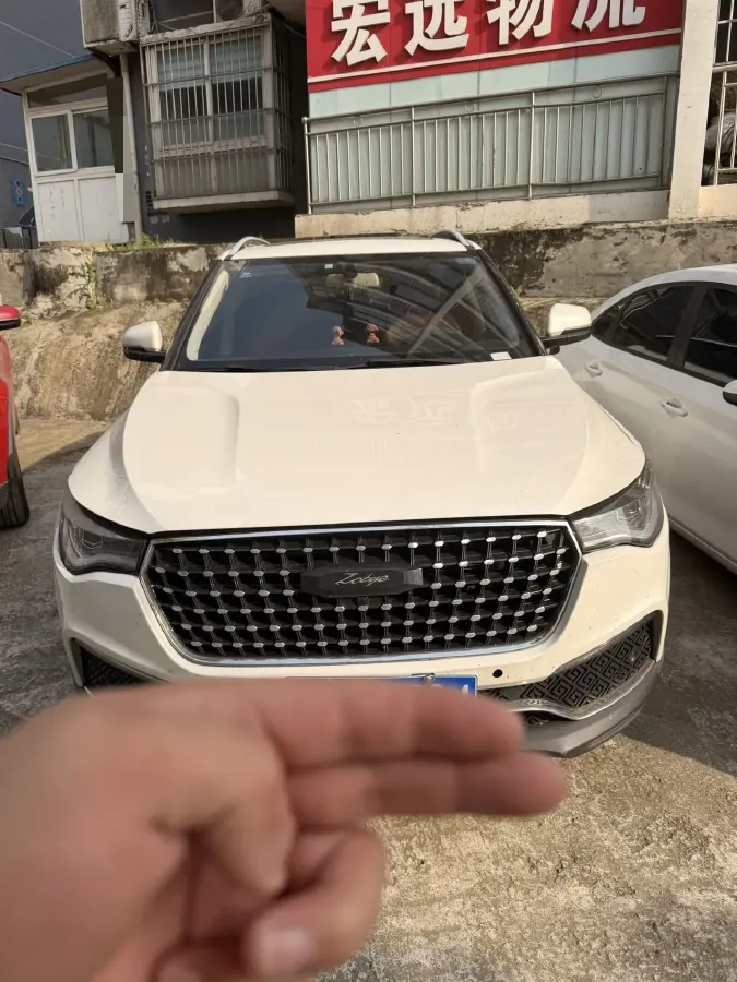 2017 Zotye T700 1.8T 177HP L4 6DCT,autocango,china used car exporter,china ev exporter,chinese used car exporter,chinese used ev exporter