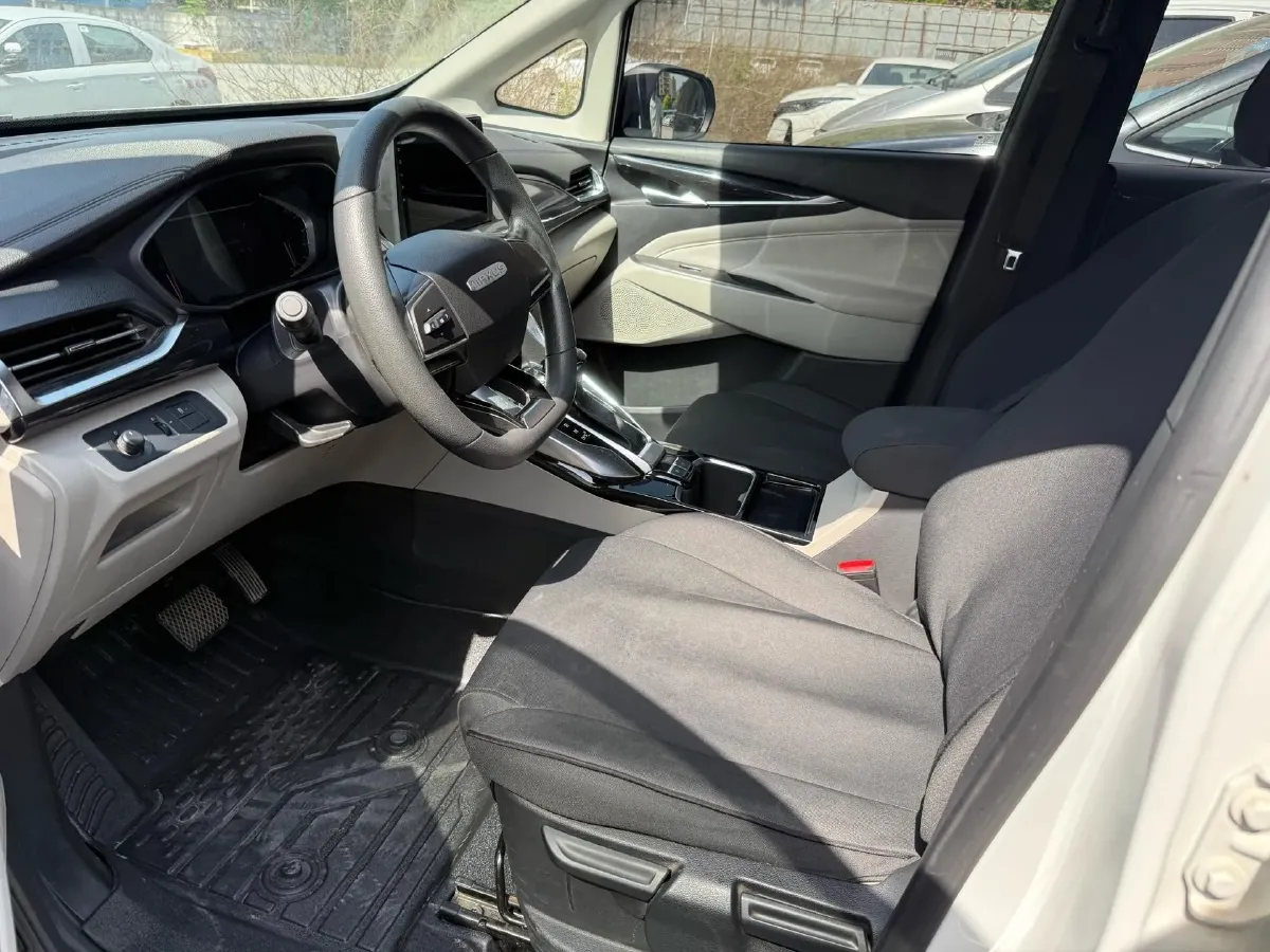2022 MAXUS G50 1.5T 169HP L4 7DCT,autocango,china used car exporter,china ev exporter,chinese used car exporter,chinese used ev exporter