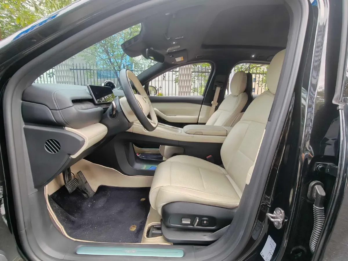 2024 NIO ES6 BEV 75KWH,autocango,china used car exporter,china ev exporter,chinese used car exporter,chinese used ev exporter