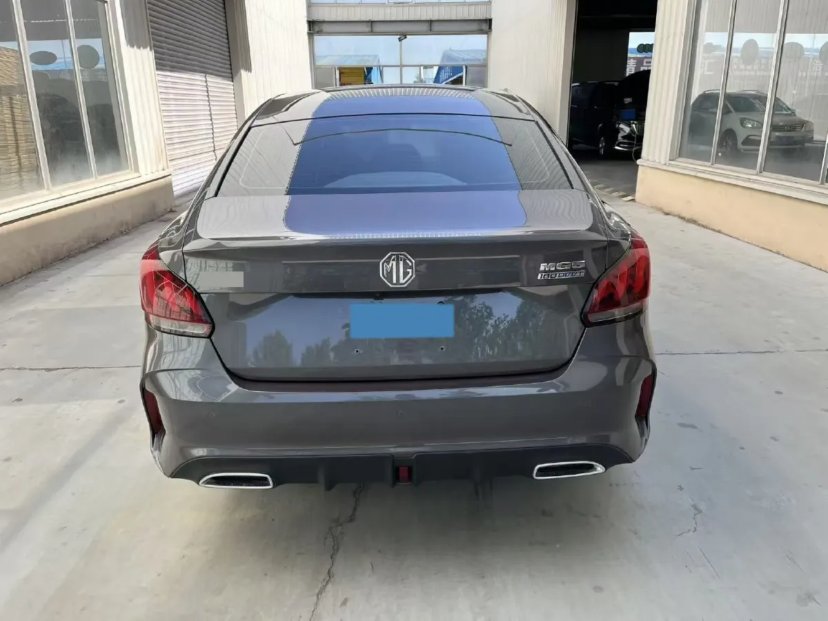 2021 MG 5 1.5L 120HP L4 5MT,autocango,china used car exporter,china ev exporter,chinese used car exporter,chinese used ev exporter