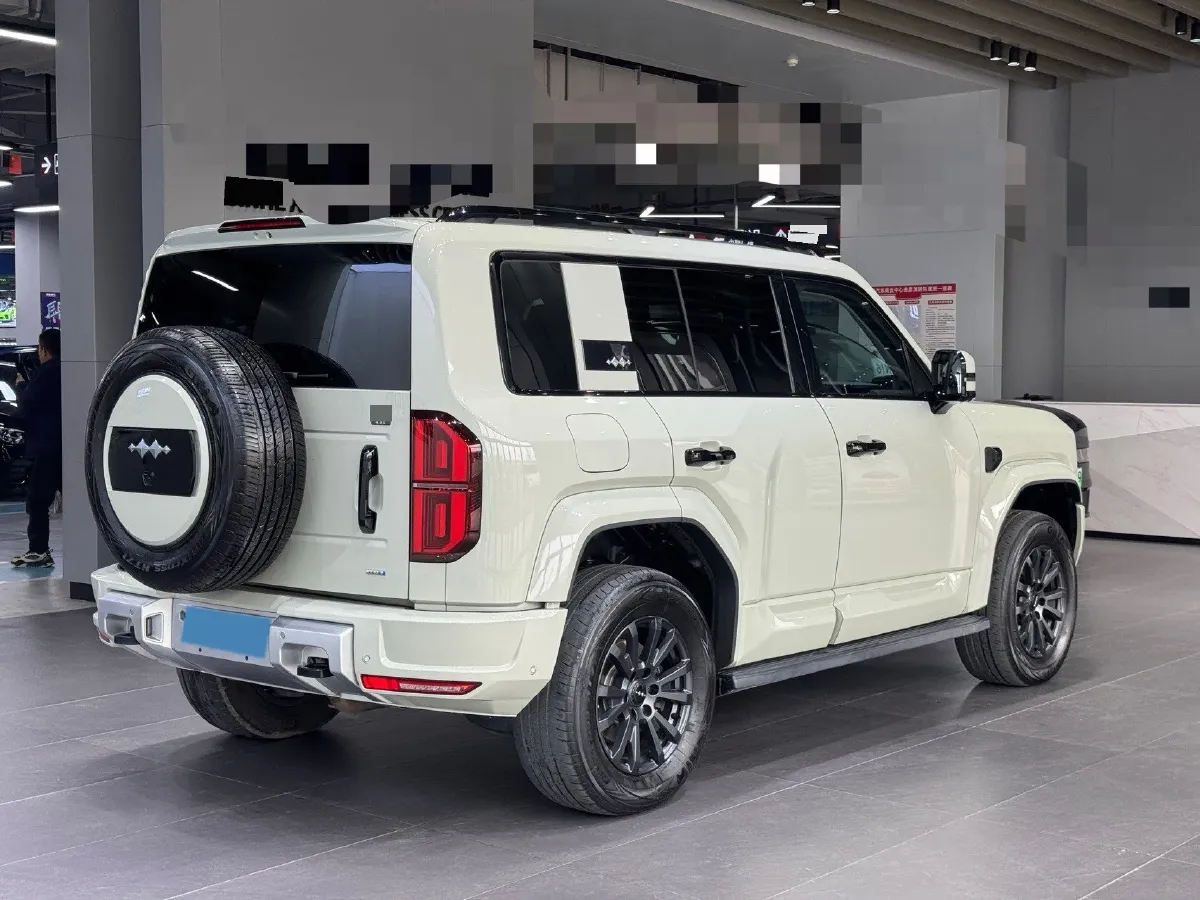 2025 FangChengBao Bao 5 1.5T 194HP L4 E-CVT PHEV 31.8KWH,autocango,china used car exporter,china ev exporter,chinese used car exporter,chinese used ev exporter