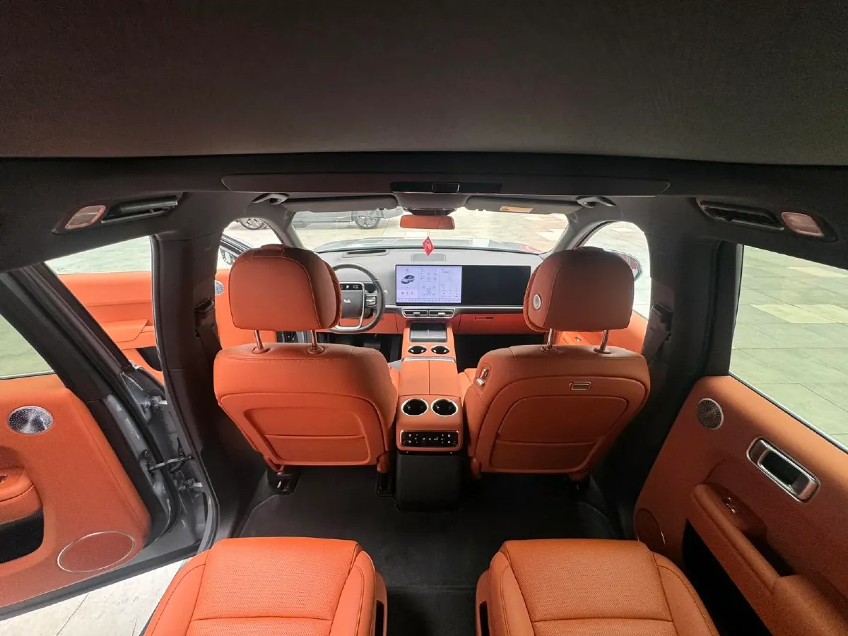2025 Li L8 Range Extended 154HP REEV,autocango,china used car exporter,china ev exporter,chinese used car exporter,chinese used ev exporter