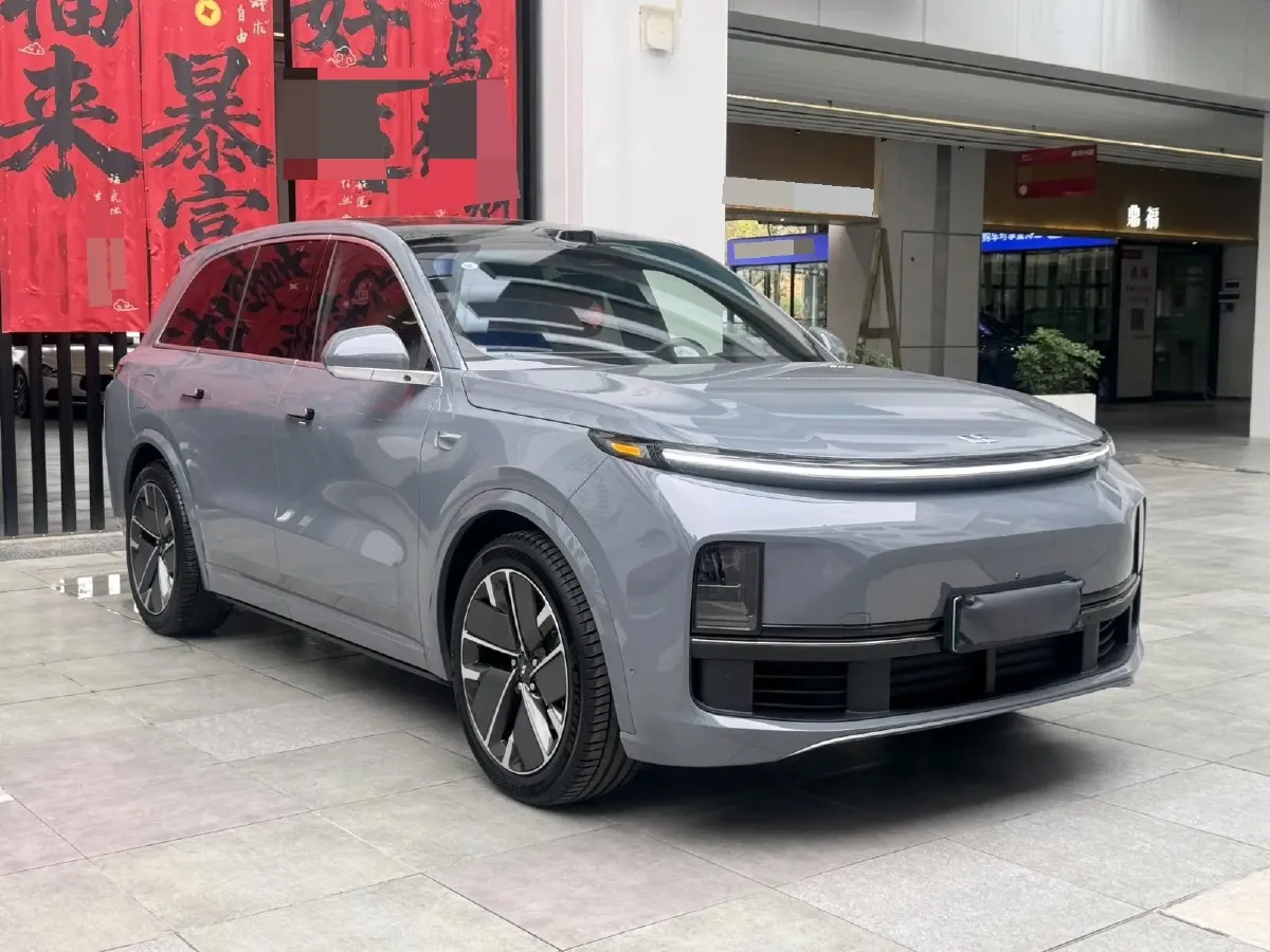 2025 Li L8 Range Extended 154HP REEV,autocango,china used car exporter,china ev exporter,chinese used car exporter,chinese used ev exporter