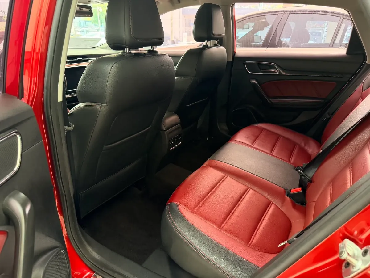 2017 MG MG6 1.5T 169HP L4 7DCT,autocango,china used car exporter,china ev exporter,chinese used car exporter,chinese used ev exporter