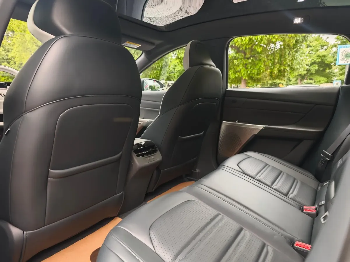 2024 DongFeng eπ eπ007 BEV 70.26KWH,autocango,china used car exporter,china ev exporter,chinese used car exporter,chinese used ev exporter
