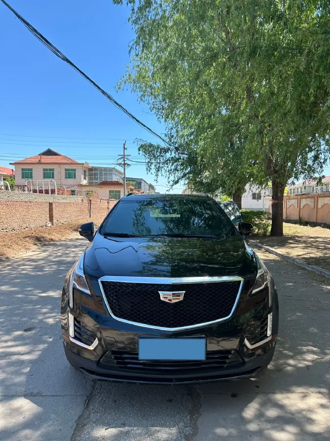 2022 Cadillac XT5 2.0T 237HP L4 9AT,autocango,china used car exporter,china ev exporter,chinese used car exporter,chinese used ev exporter