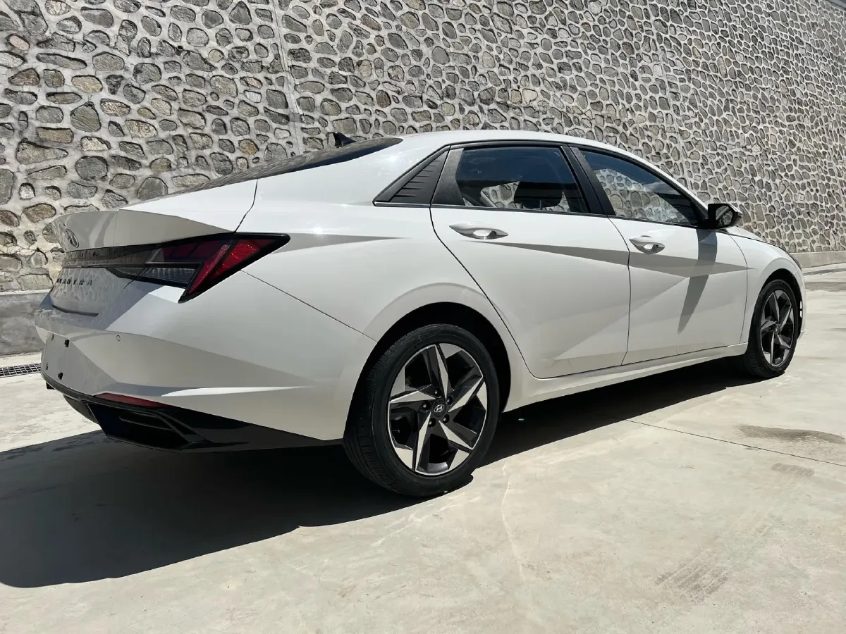 2022 Hyundai Elantra 1.5L 115HP L4 CVT,autocango,china used car exporter,china ev exporter,chinese used car exporter,chinese used ev exporter