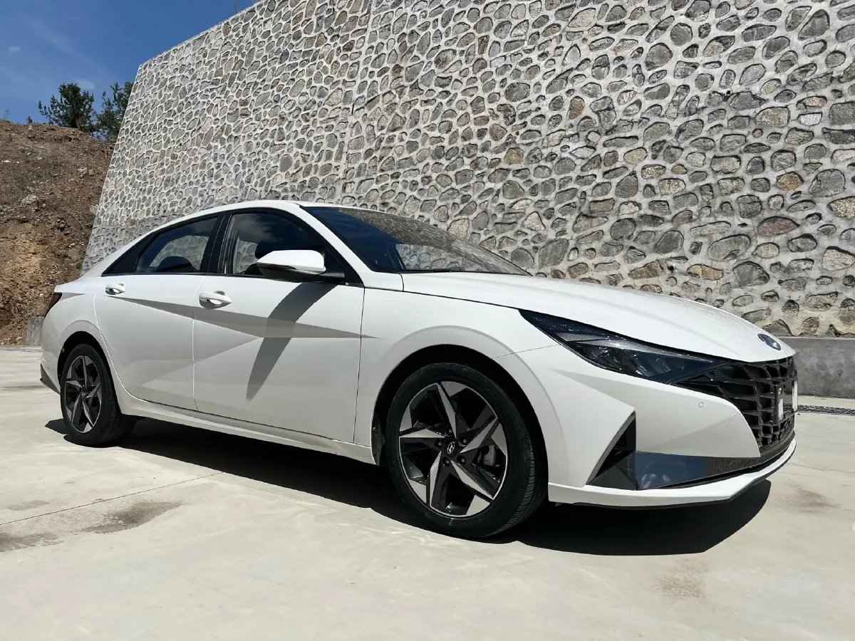 2022 Hyundai Elantra 1.5L 115HP L4 CVT,autocango,china used car exporter,china ev exporter,chinese used car exporter,chinese used ev exporter