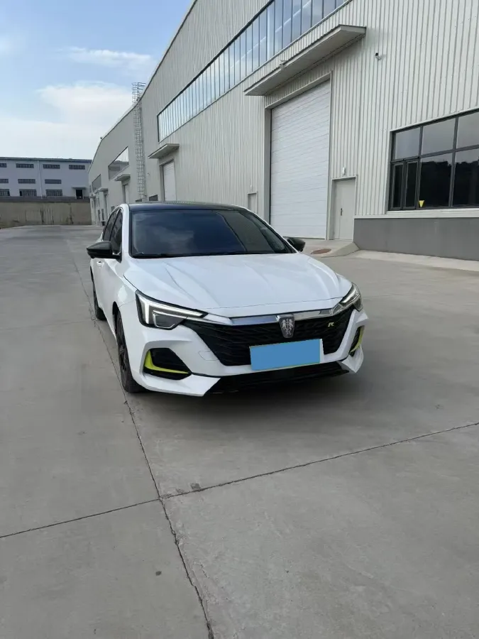 2020 Roewe i6 MAX 1.5T 169HP L4 AMT PHEV,autocango,china used car exporter,china ev exporter,chinese used car exporter,chinese used ev exporter