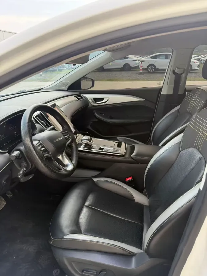 2020 Roewe i6 MAX 1.5T 169HP L4 AMT PHEV,autocango,china used car exporter,china ev exporter,chinese used car exporter,chinese used ev exporter