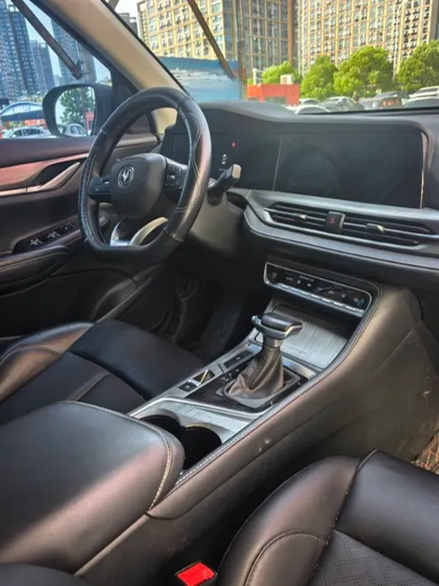 2021 ChangAn CS55 Plus 1.5T 180HP L4 7DCT,autocango,china used car exporter,china ev exporter,chinese used car exporter,chinese used ev exporter