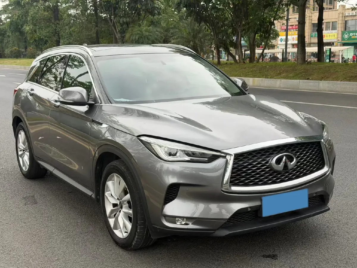 2018 Infiniti QX30 2.0T 211HP L4 7DCT,autocango,china used car exporter,china ev exporter,chinese used car exporter,chinese used ev exporter