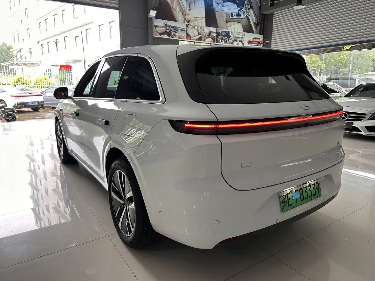 2024 Li L6 Range Extended 154HP L4 REEV 36.8KWH,autocango,china used car exporter,china ev exporter,chinese used car exporter,chinese used ev exporter