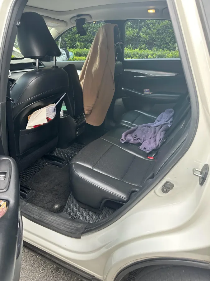 2018 Infiniti QX30 2.0T 211HP L4 7DCT,autocango,china used car exporter,china ev exporter,chinese used car exporter,chinese used ev exporter