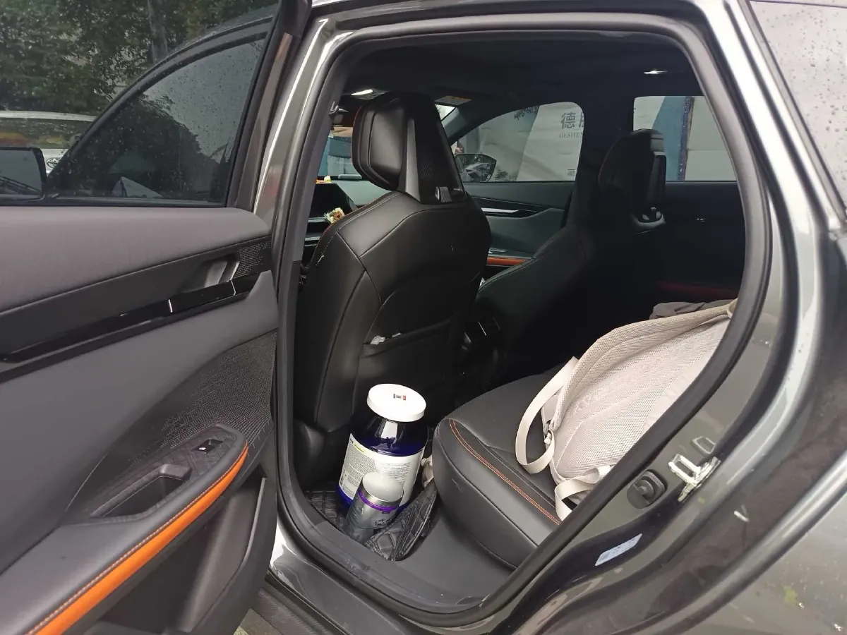 2023 ChangAn UNI-V iDD 1.5T 170HP L4 6TCT PHEV 18.4KWH,autocango,china used car exporter,china ev exporter,chinese used car exporter,chinese used ev exporter
