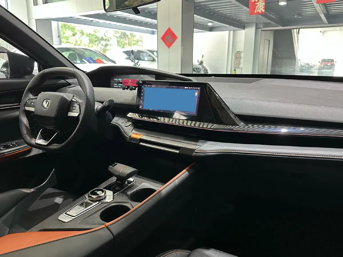 2023 ChangAn UNI-V iDD 1.5T 170HP L4 6TCT PHEV 18.4KWH,autocango,china used car exporter,china ev exporter,chinese used car exporter,chinese used ev exporter
