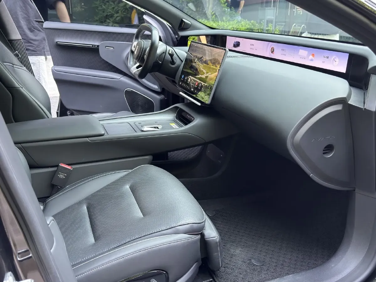 2025 Avatr 12 BEV 94.53KWH,autocango,china used car exporter,china ev exporter,chinese used car exporter,chinese used ev exporter