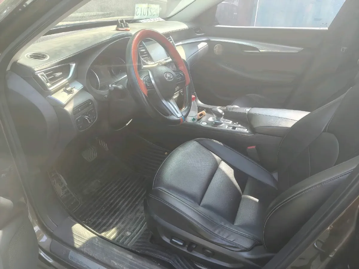 2018 Mitsubishi Pajero 3.0L 174HP V6 5AT,autocango,china used car exporter,china ev exporter,chinese used car exporter,chinese used ev exporter