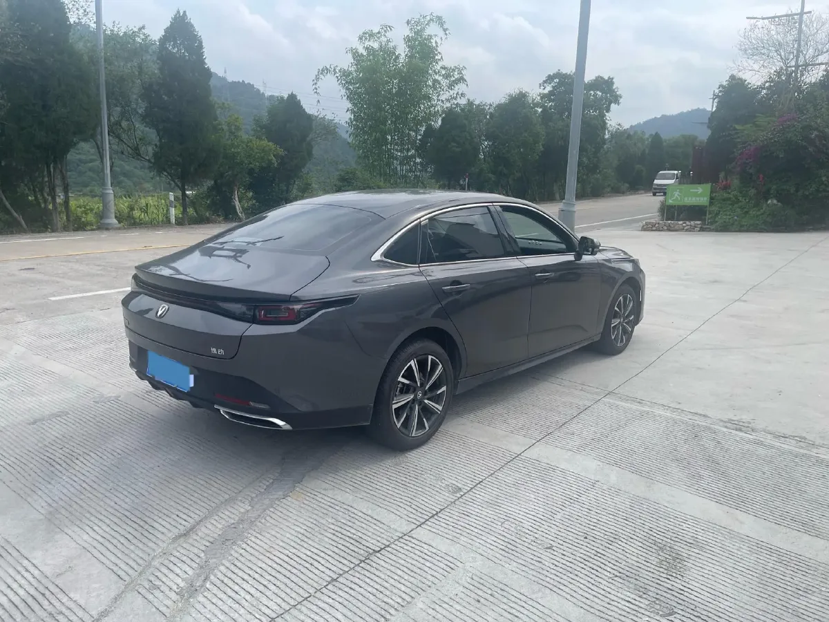 2025 ChangAn Eado 1.5T 192HP L4 7DCT,autocango,china used car exporter,china ev exporter,chinese used car exporter,chinese used ev exporter