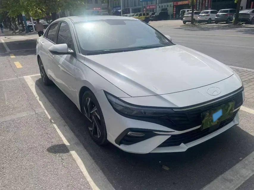 2023 Hyundai Elantra 1.5L 115HP L4 CVT,autocango,china used car exporter,china ev exporter,chinese used car exporter,chinese used ev exporter