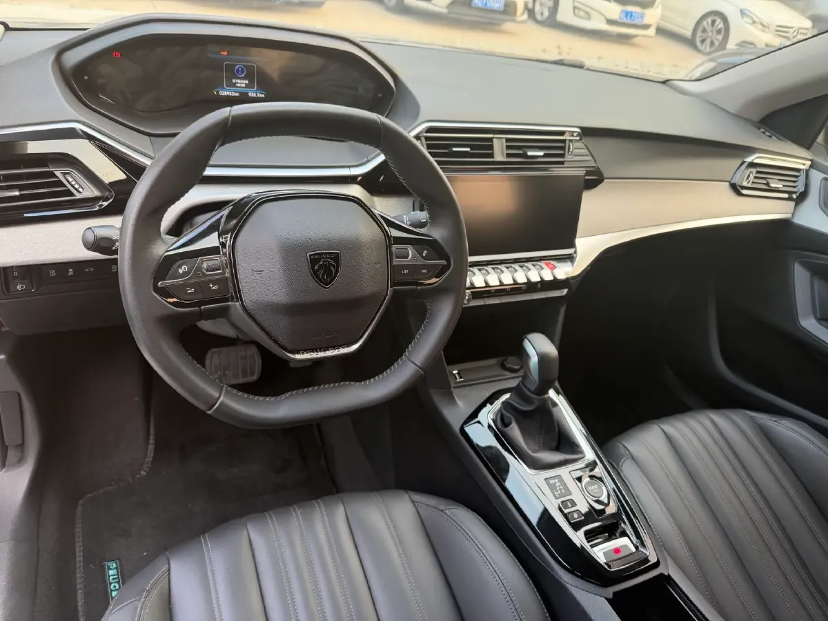 2022 Peugeot 408 1.6T 170HP L4 6AT,autocango,china used car exporter,china ev exporter,chinese used car exporter,chinese used ev exporter